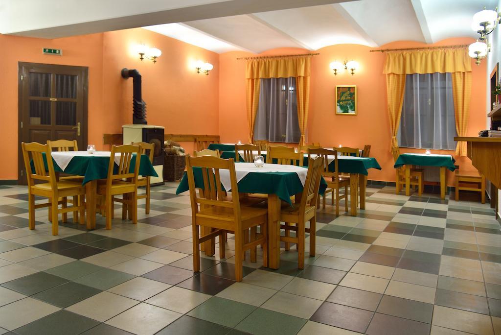 Pivovarsky Dvur Lipan Týn nad Vltavou 外观 照片